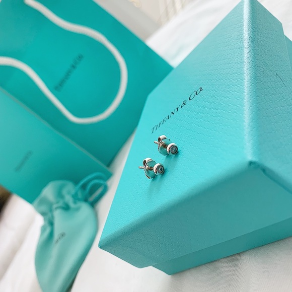 Tiffany & Co. Round Diamond Earrings - Picture 10 of 10